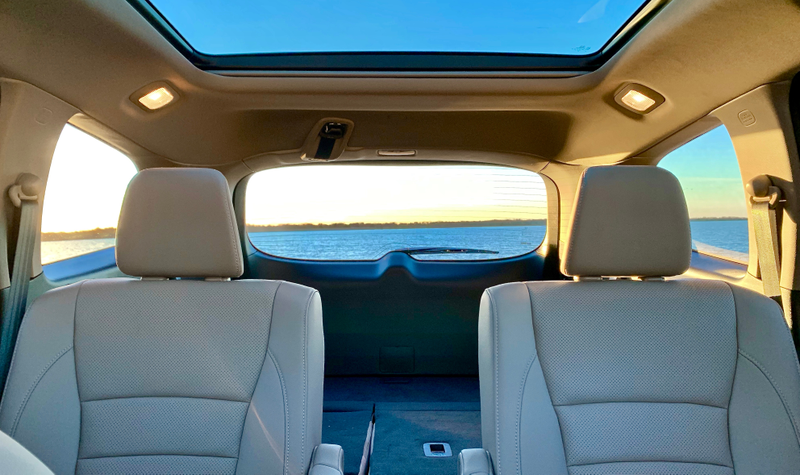 Illustration for article titled The 2019 Honda Pilot Proves How Much Luxury You Can Get in a 'Normal' SUV